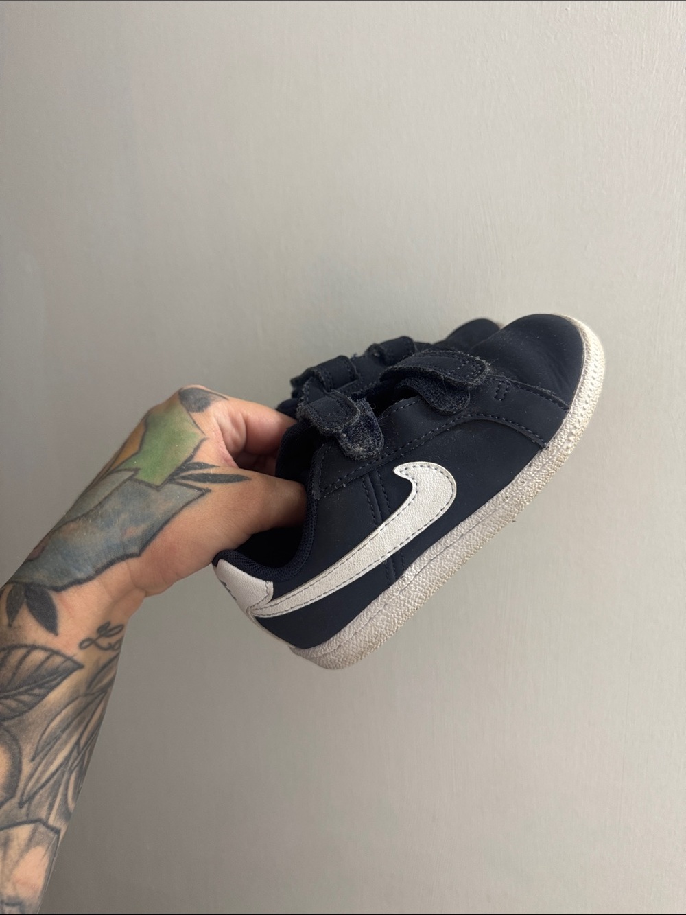 Nike Kids Navy and White Velcro Sneakers